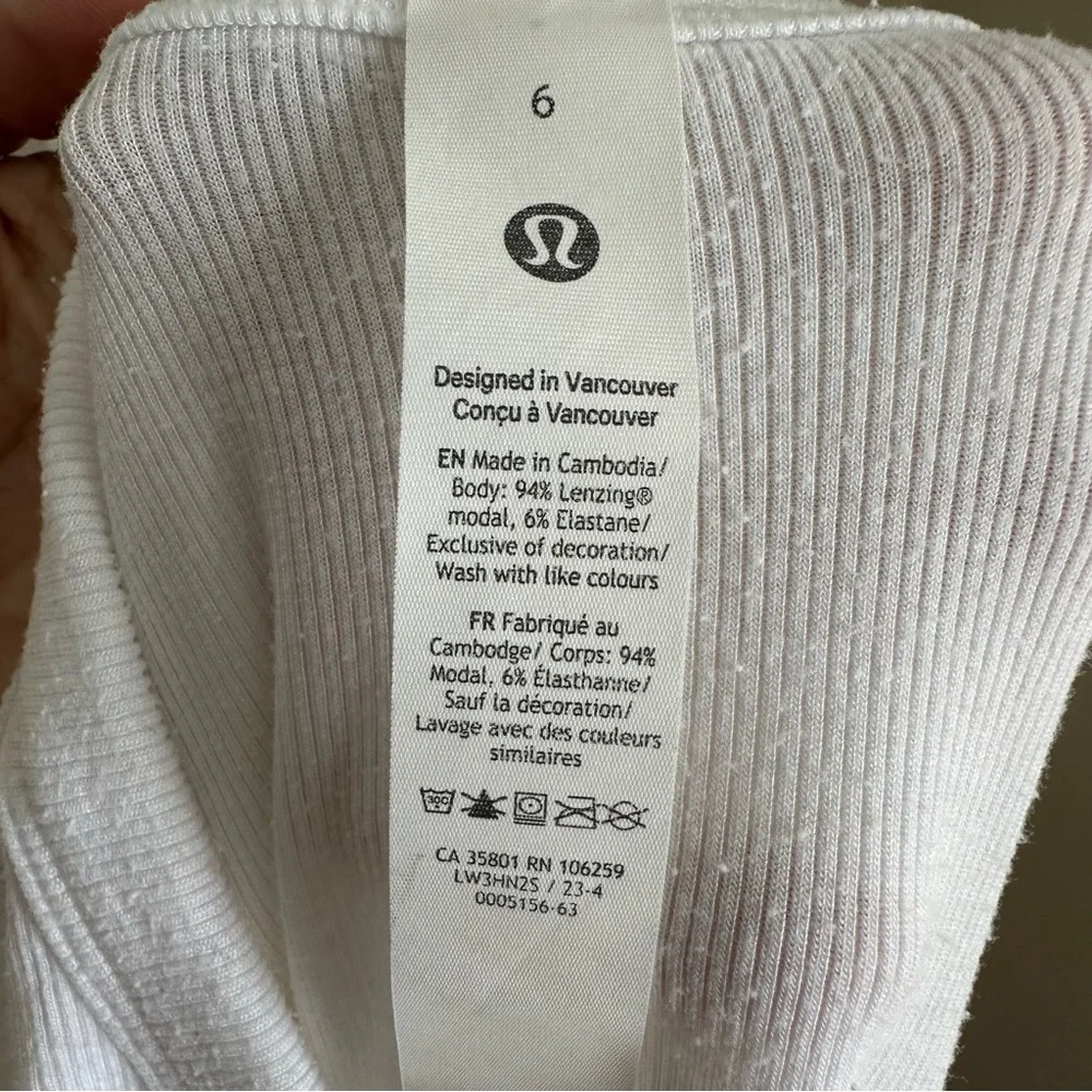Lululemon Hold Me Tight Cropped Long Sleeve Top